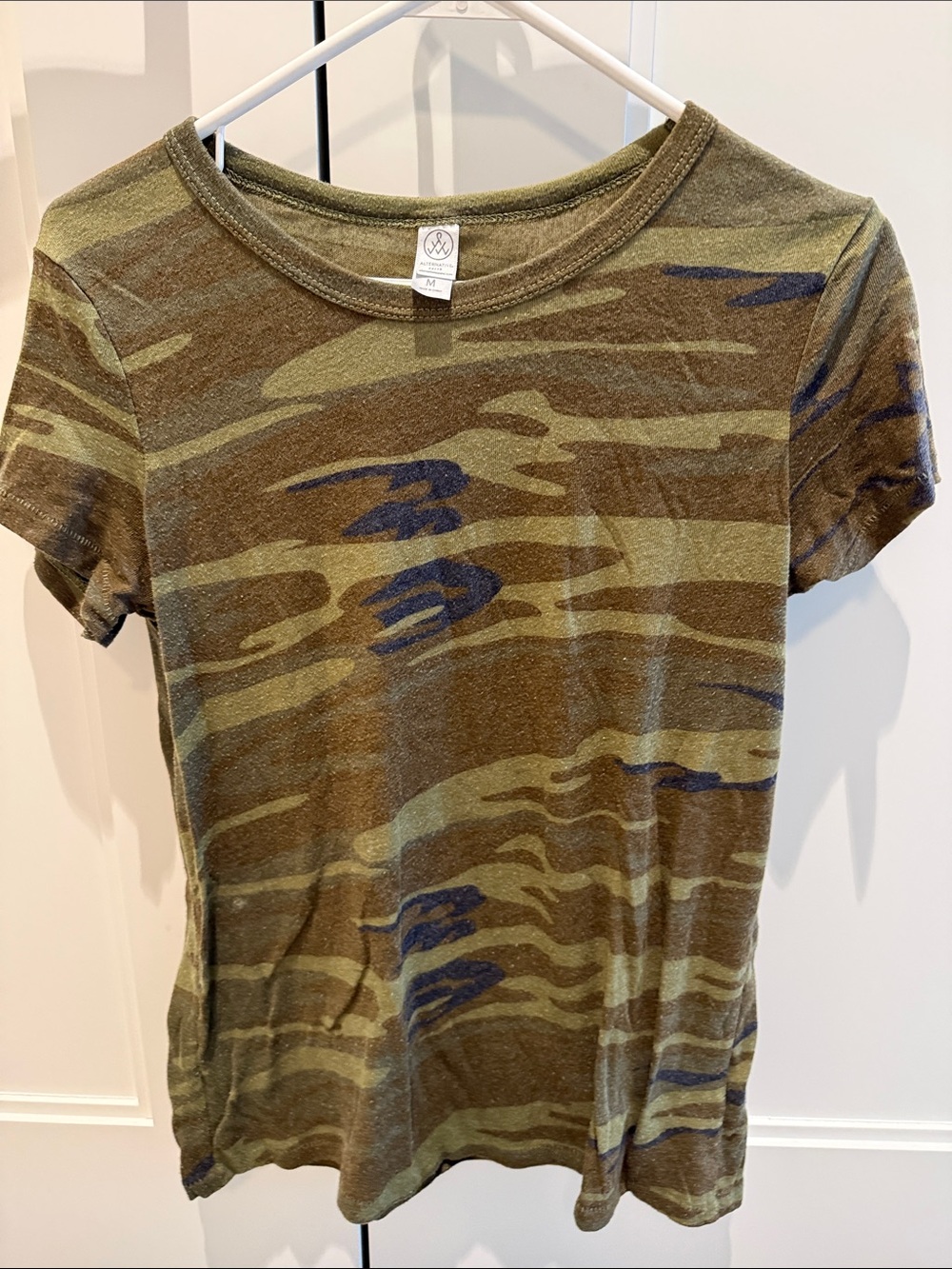 Alternative Apparel Fitted Olive and Brown Camo Crewneck Tee - M